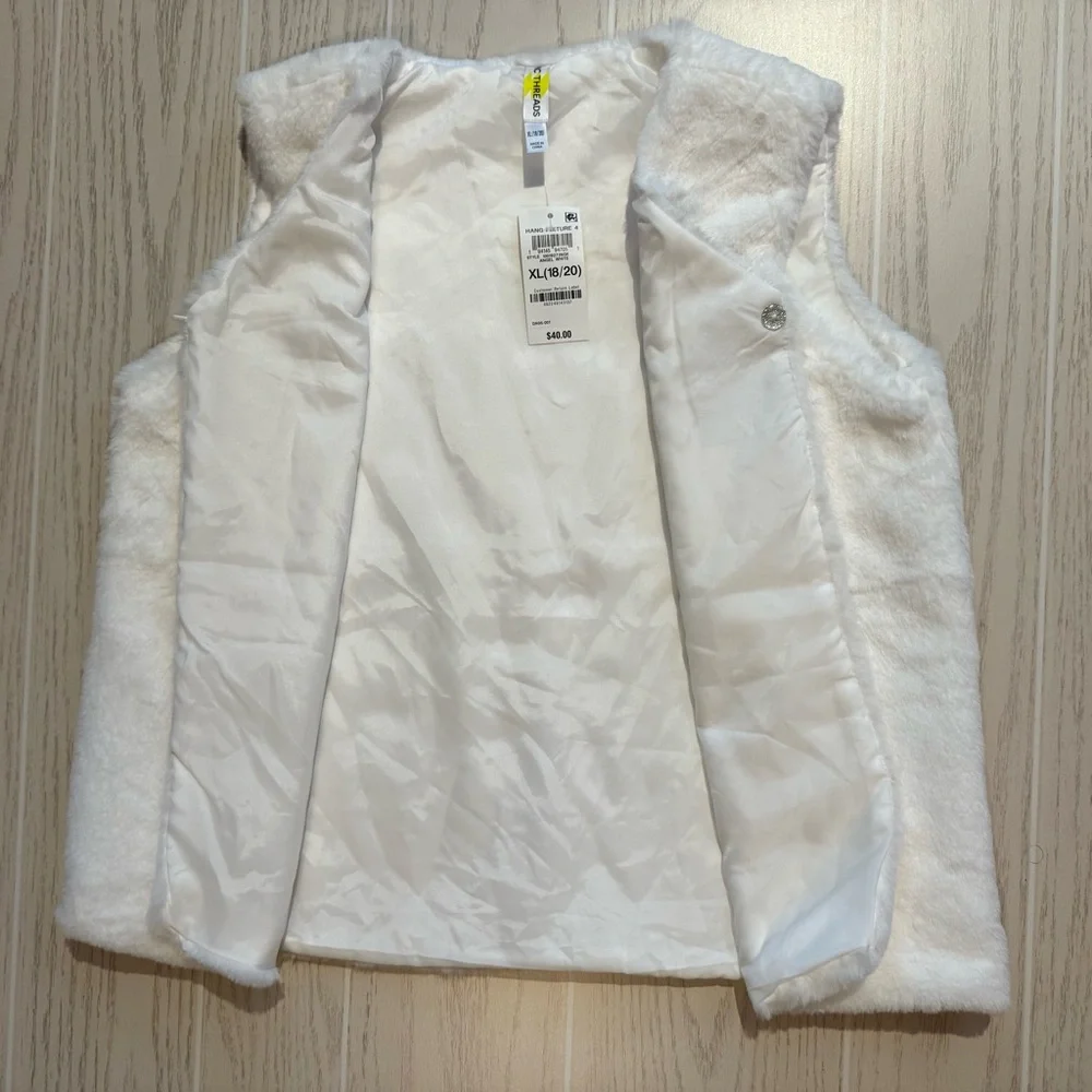 Epic Threads Girls‎ Size XL 18/20 White Faux Fur Vest NEW
